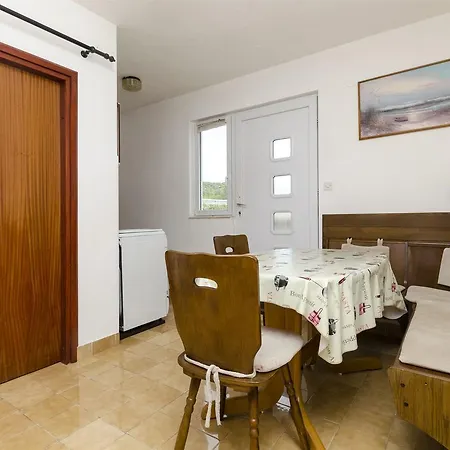 Miodrag * Rogoznica (Sibenik-Knin)